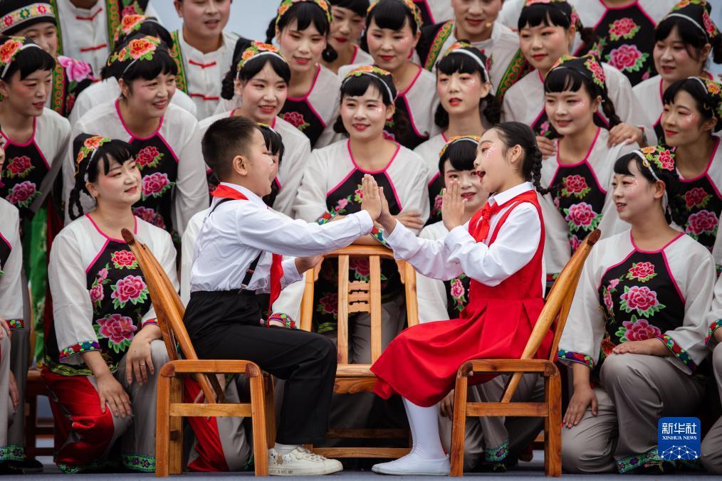 澳元萄京